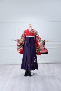 赤古典の小振袖&紺色袴